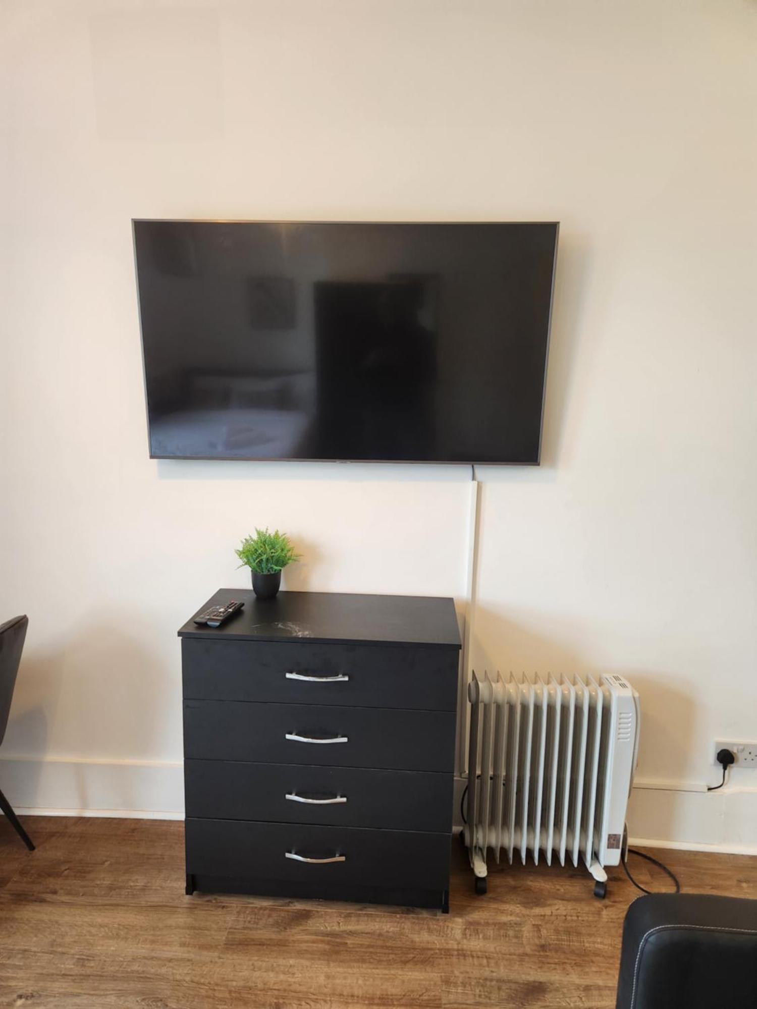 Immaculate 1-Bedroom In Greenhithe Kültér fotó